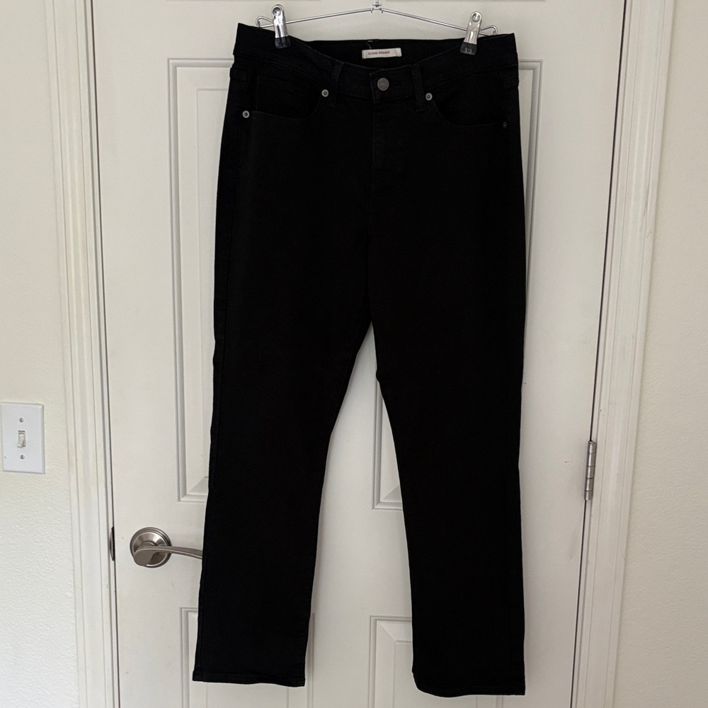 Levi’s Classic Straight Black Women's Jeans size 12